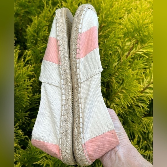 Soludos Barca Espadrille Peach and Cream Canvas Upper  Flat Size 9 flawed - Picture 11 of 16
